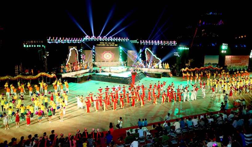Cho thuê bộ đàm sự kiện CANAVAL HẠ LONG 2016